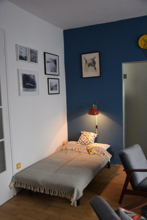 Bleak House - Bauhaus Home In Greener Budapest Extérieur photo